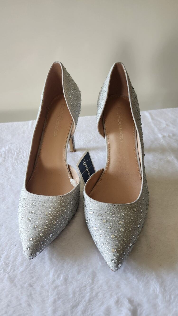 BCBGeneration Rhinestone DOrsay Pumps 8 Silver Sparkle Stiletto Heels NWT S31